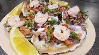 Playa Papagayos Seafood And Mexican Restaurant