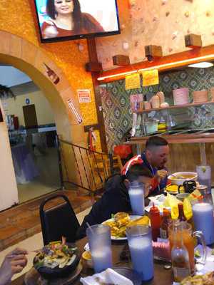 El Tiburon Seafood & Grill