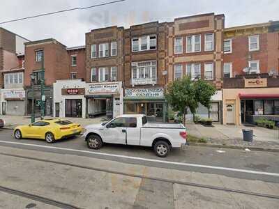 Uncle Nick's Hand Tossed Pizza