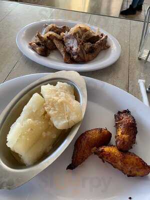 Rincon Criollo Restaurant