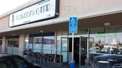 Bakery & Cafe - Big Joy Family