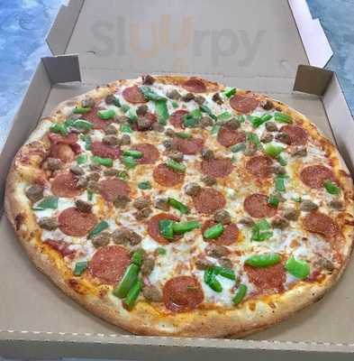 Giant New York Pizza