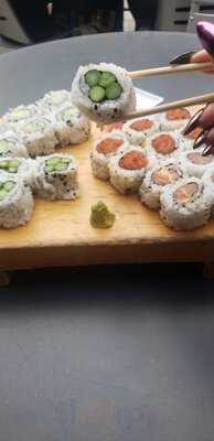 Cafe Sushi