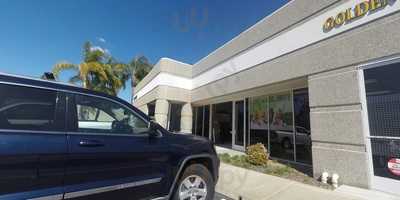 Blue Box Bagels And Brew