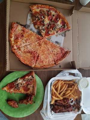 Mama Depalmas Pizza & Bistro