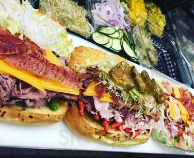 Fatboy's Deli & Spirits