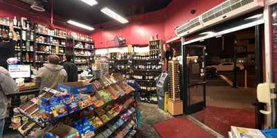 Fatboy's Deli & Spirits