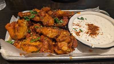 Shake-n-burger @ The Veneitan