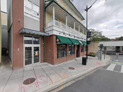 Cedar Crossing Tavern & Wine Bar