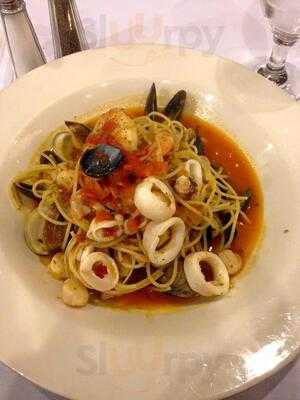 A-priori Bar & Restaurant