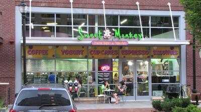 Sweet Monkey Frozen Yogurt & Cupcakes