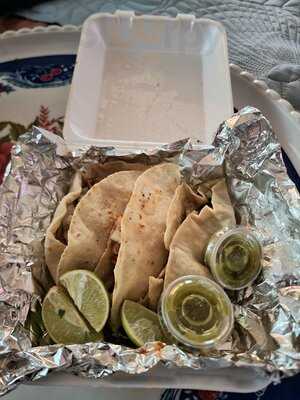 Panaderia Mexicana Cinco De Mayo Taqueria