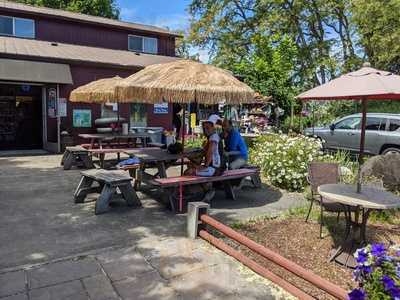 Island Cove Cafe & Market