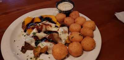 Rocky's Bar And Grill