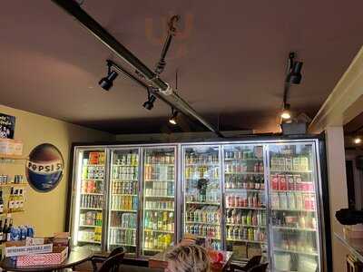 Ross Island Grocery & Cafe