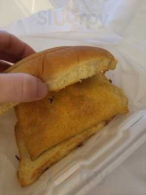 Mr Brown's Lounge - The Loop