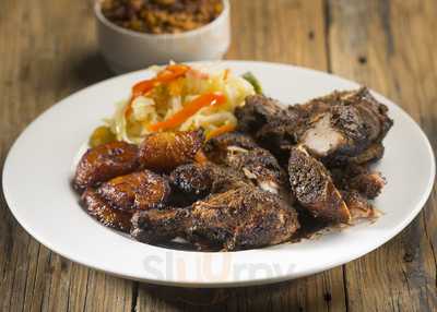 Mr Brown's Lounge - The Loop