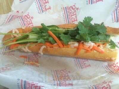 Lee's Sandwiches Larkin