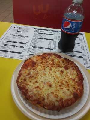 Rey's Pizza