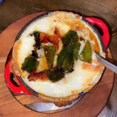 Tres Cazuelas Artisanal Latin Cuisine