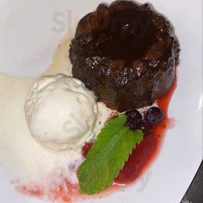 Tres Cazuelas Artisanal Latin Cuisine