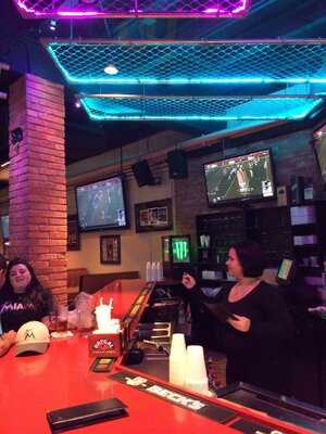 Batting Cage Sports Bar & Lounge