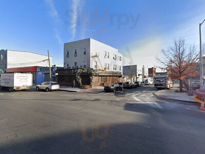 Caoba Lounge & Bistro