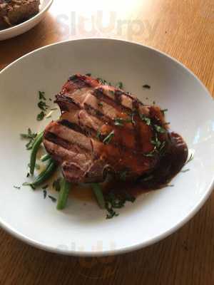 Fatback's Meat And Three