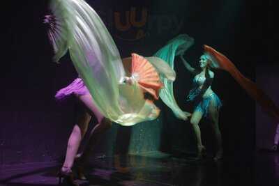 La Nacional Restaurant