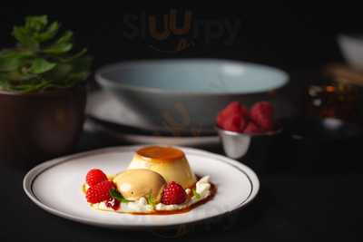 La Nacional Restaurant