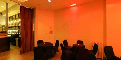 La Nacional Restaurant