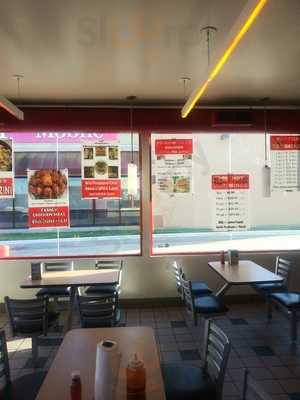 Pt's Fried Chicken And Fish