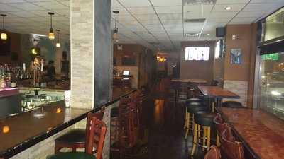 Brownstone Bar & Restaurant