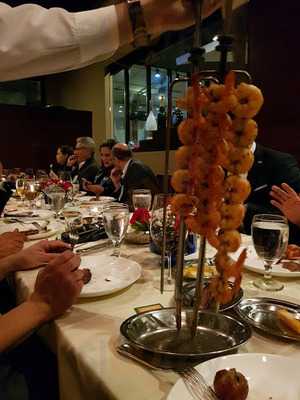 Modern Restaurant & Bar