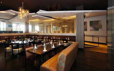 Modern Restaurant & Bar