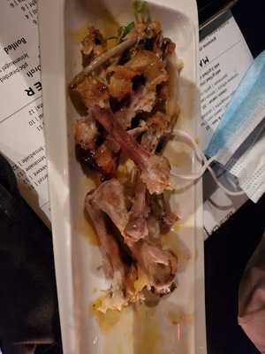 Van's Restaurant & Bar