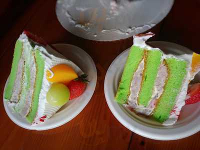 Li Min's Bakery & Bistro