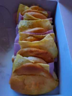 Li Min's Bakery & Bistro