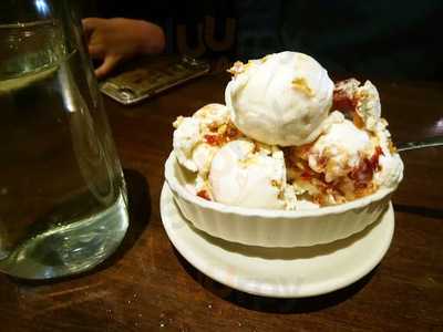 Simon’s Cafe & Catering