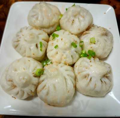 Deluxe Green Bo Restaurant