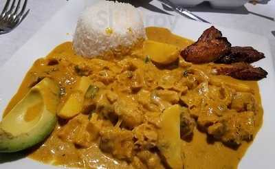 El Caserio Silver Lake