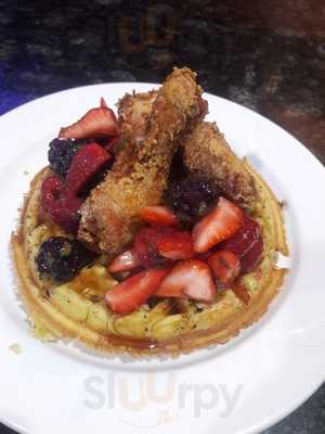 Right Spot Restaurant & Bar