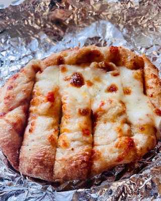 Mama's Kitchen And Pizza