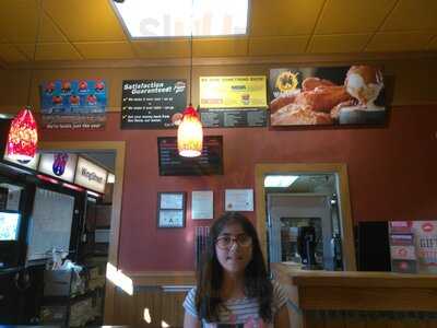 Pizza Hut-wingstreet