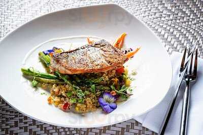 L'enfant Bar & Grill