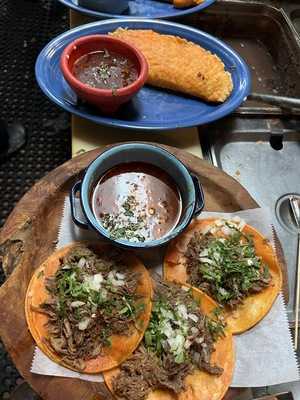 Madre Cocina & Mezcales