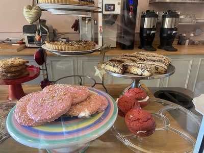 Villevelo Bake Shop