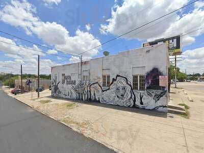 Emiliano's Cafe And Bar