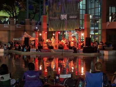 Bijou At Crossroads Cinema Bistro