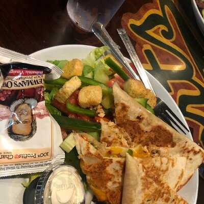 Sports Grill On The Green